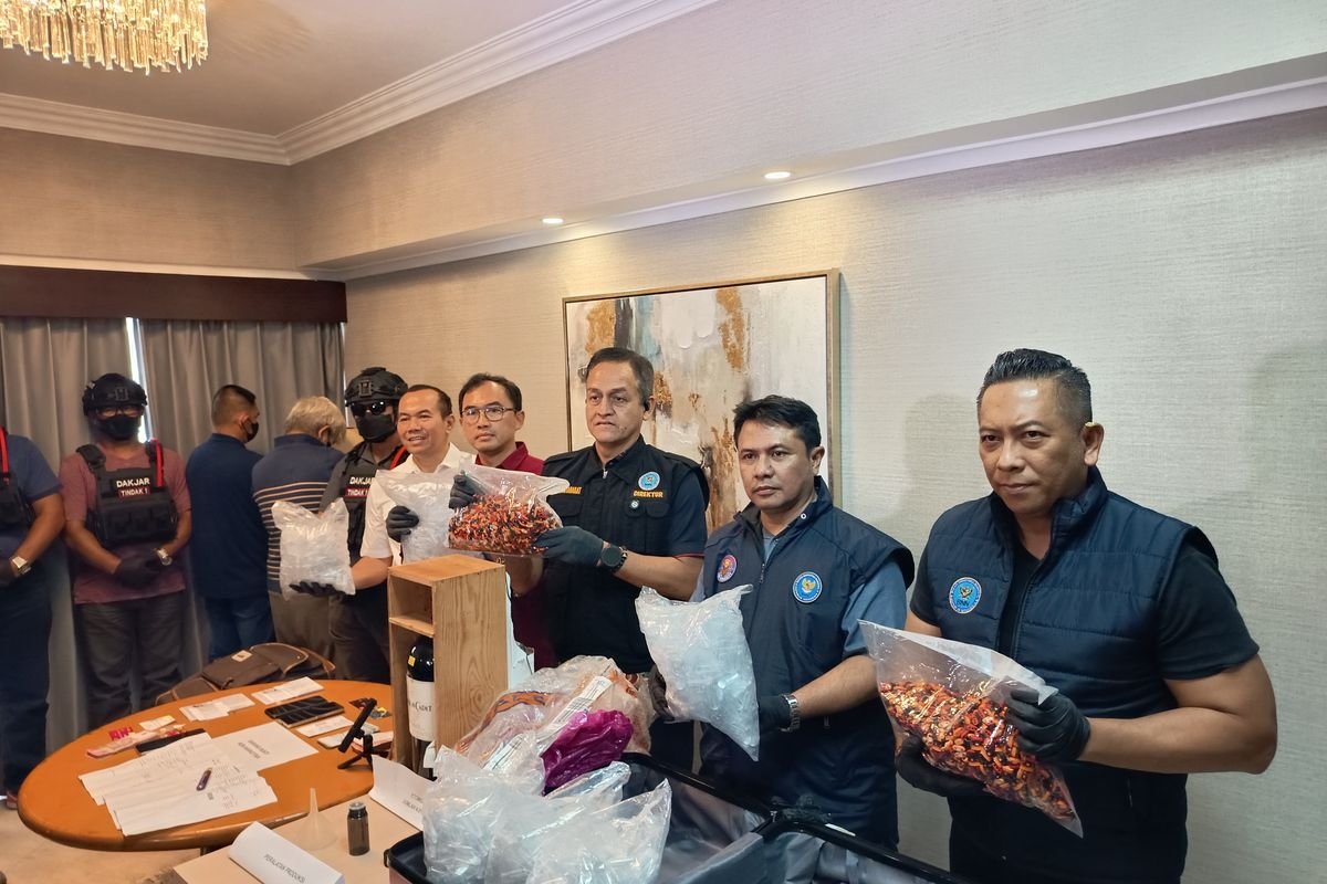 BNN Bongkar Produksi Narkotika Cair Modus Vape di Apartemen Jaksel